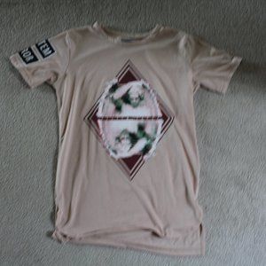 MODERN STREETWEAR SPLIT T-SHIRT CREAM